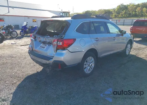 2018 Subaru Outback 2.5I Premium z USA, uszkodzony, nr VIN 4S4BSAFCXJ3395830